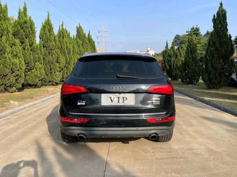 珠海16年奥迪Q59