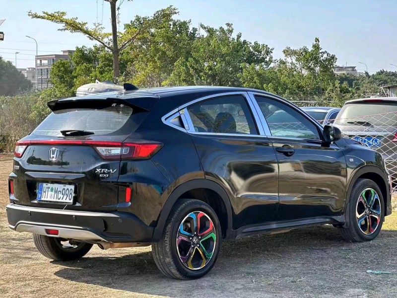 汕头16年本田XRV8