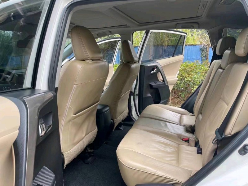 汕头13年丰田RAV4荣放9