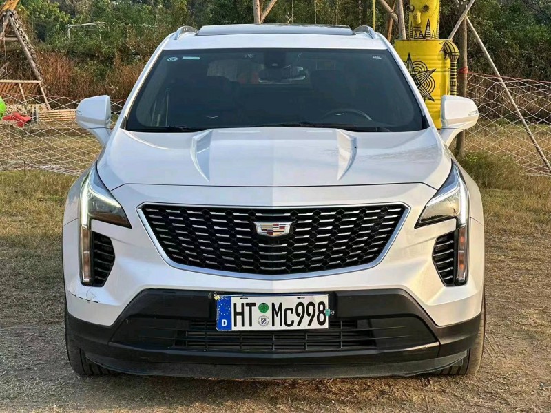 汕头20年凯迪拉克XT41