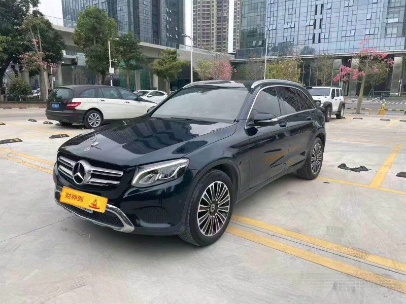 汕头19年奔驰GLC2