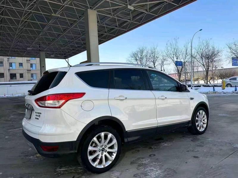 邢台13年福特翼虎3