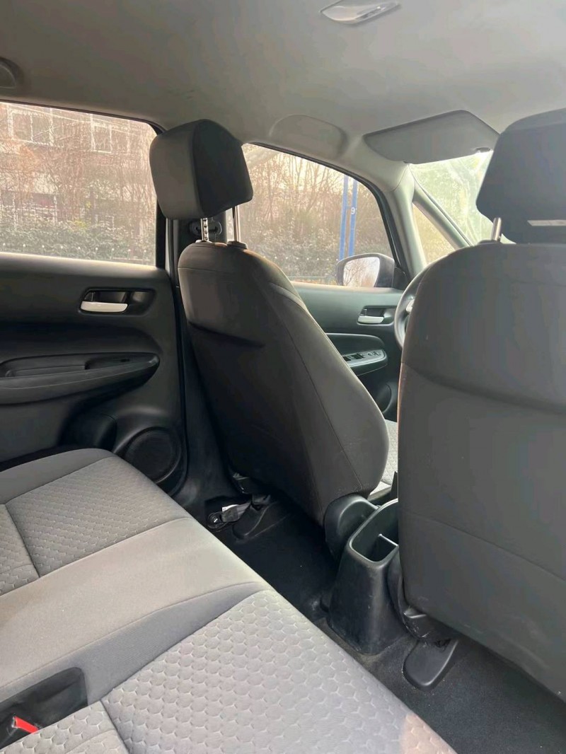 宿迁21年本田飞度4