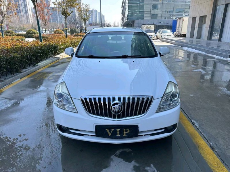 东营15年别克凯越1