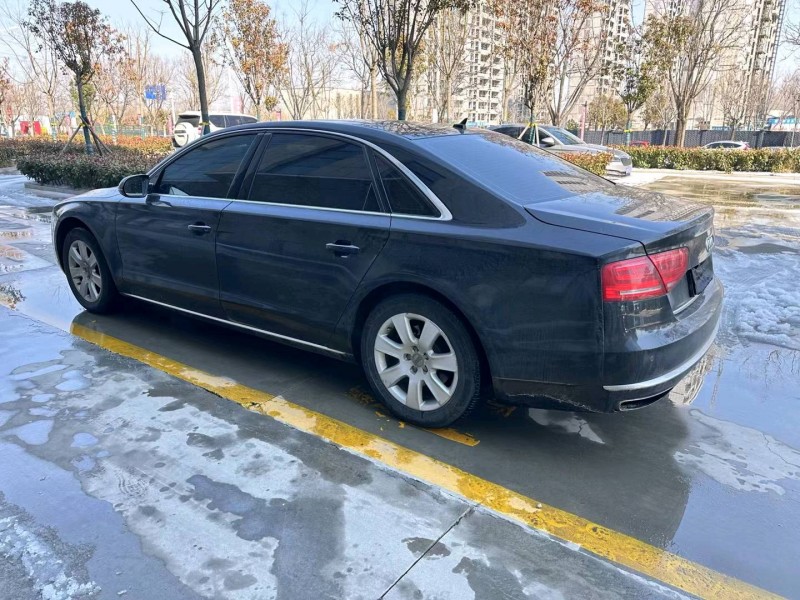 枣庄12年奥迪A8L3