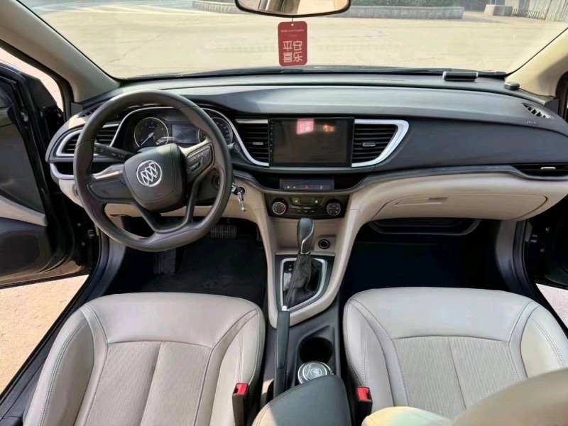 济南17年别克英朗5