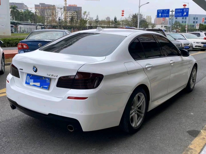 深圳15年宝马5系4