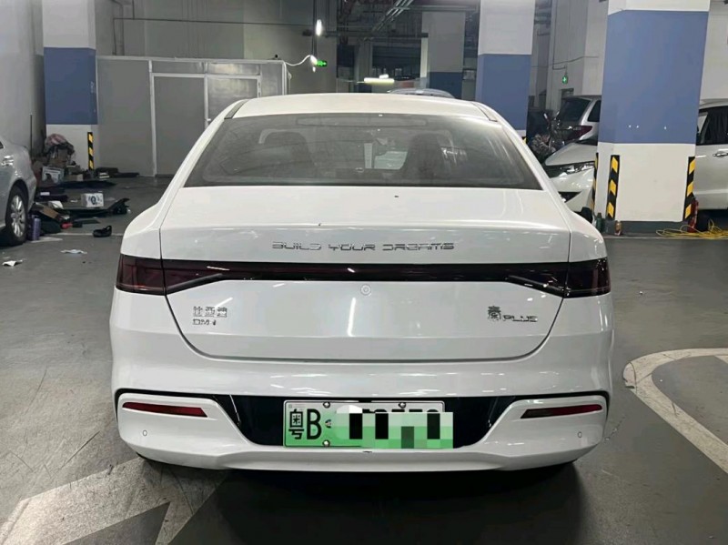 汕头22年比亚迪秦3