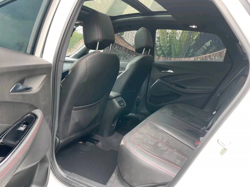 汕头23年别克威朗2