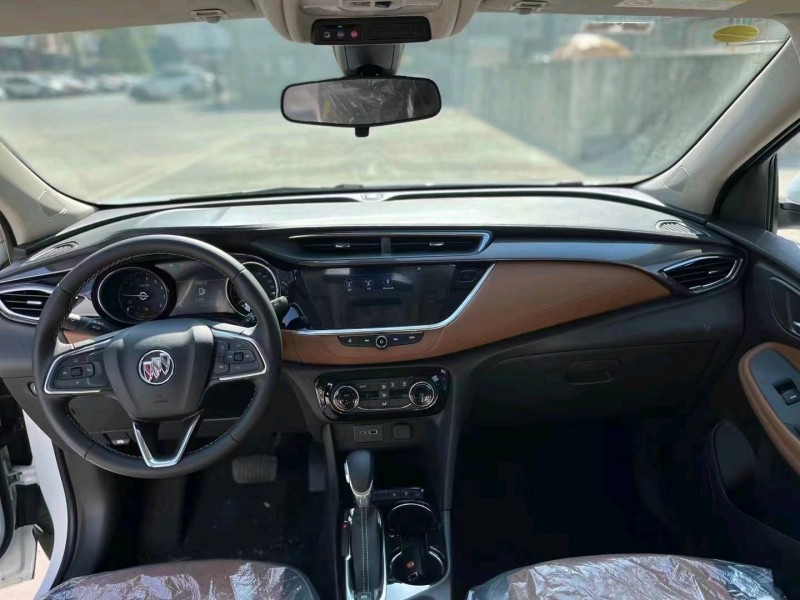 珠海23年别克昂科拉8