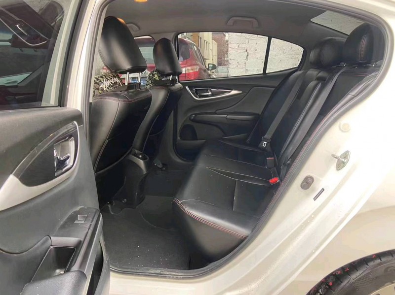 珠海16年本田凌派6