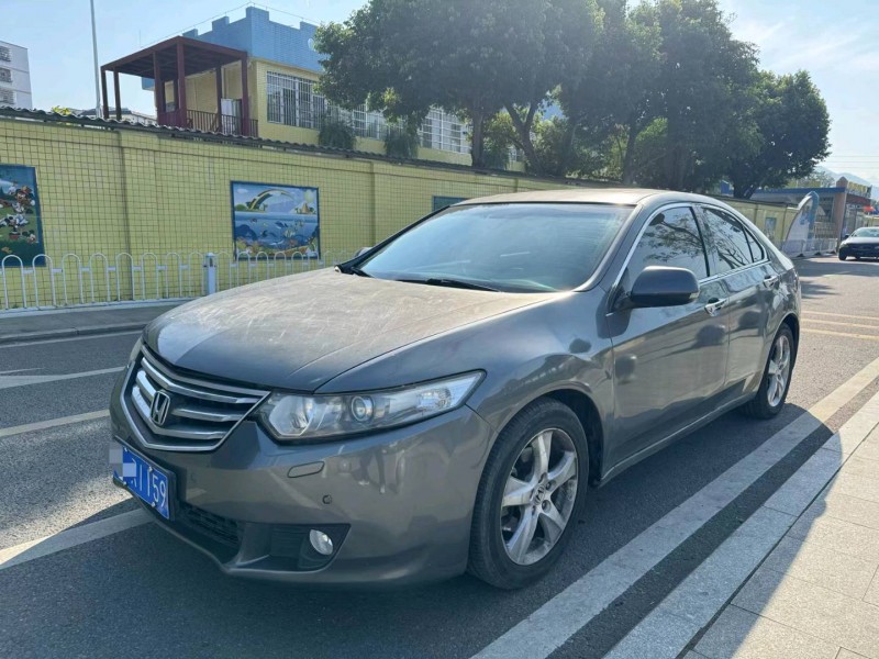 珠海13年本田思铂睿8