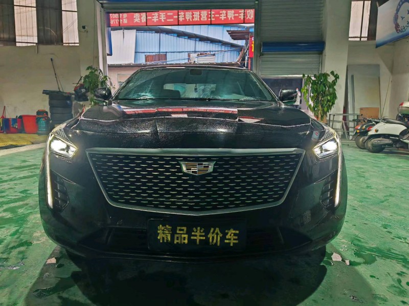 珠海20年凯迪拉克CT61