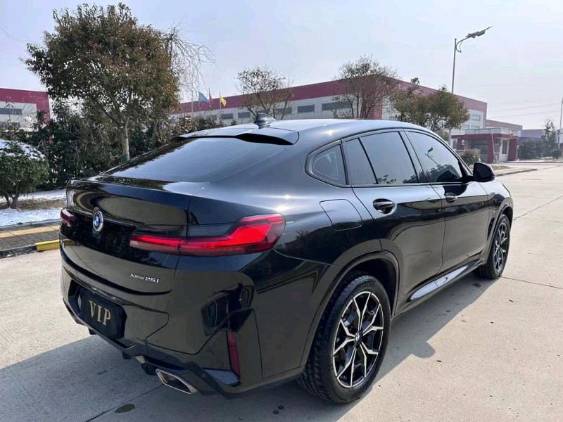 盐城23年宝马X49