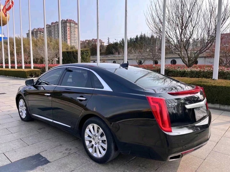 东营17年凯迪拉克XTS7