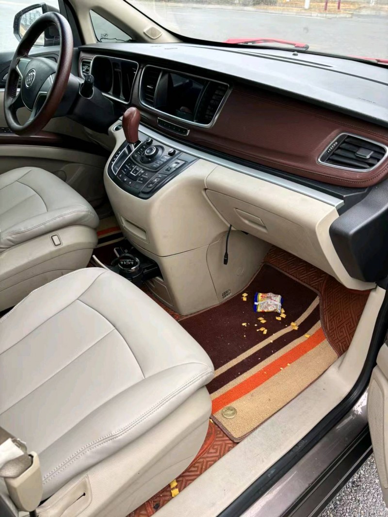 宿迁16年别克GL85