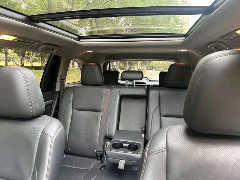 廊坊20年丰田汉兰达5