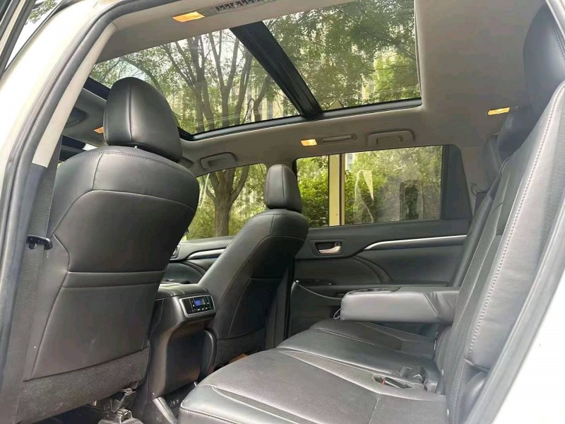 廊坊20年丰田汉兰达9