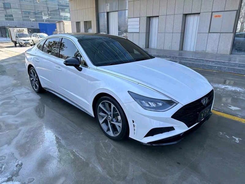 济宁21年现代索纳塔十2