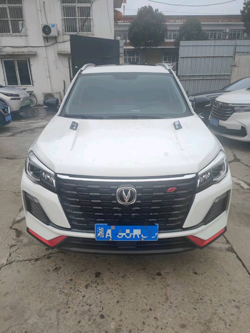 宜昌22年长安汽车CS751