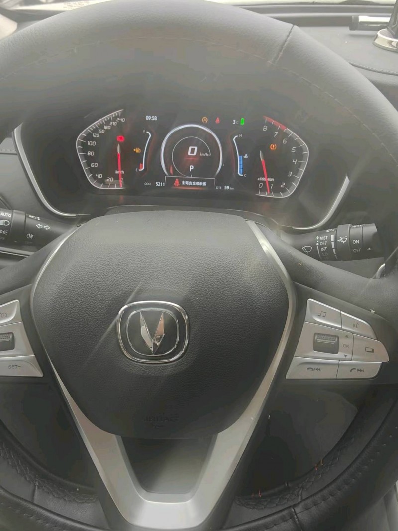 宜昌22年长安汽车CS754