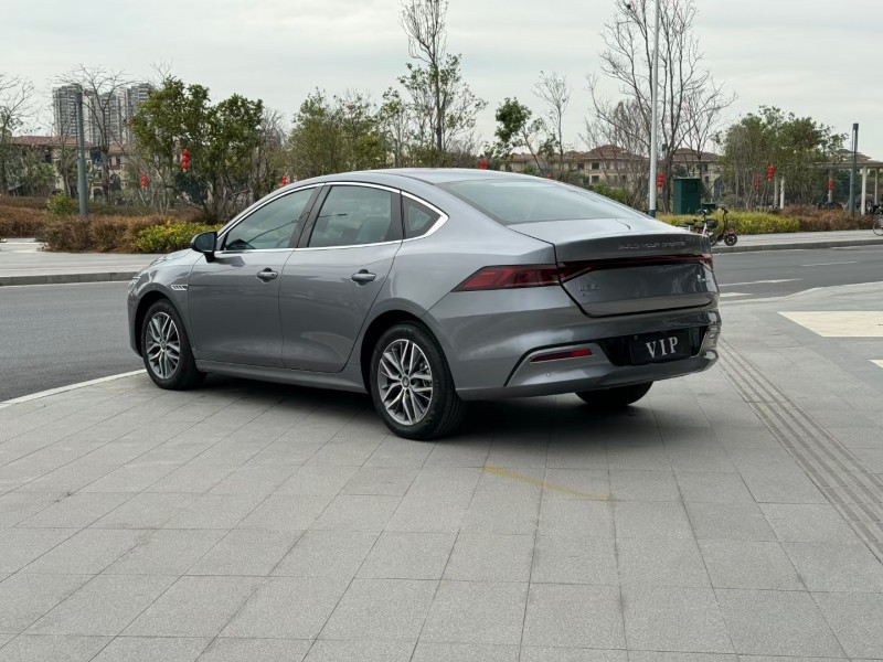 东莞23年比亚迪秦7