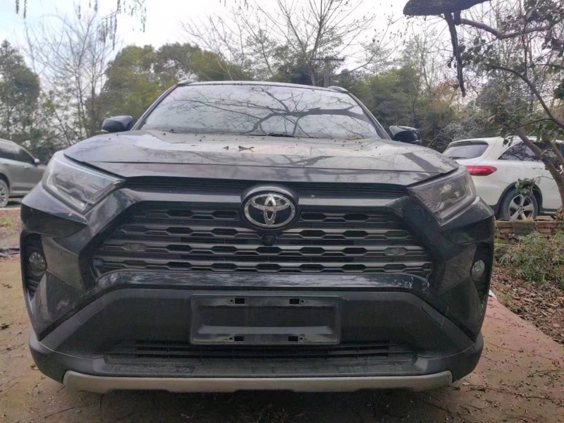 嘉興20年豐田RAV4榮放1