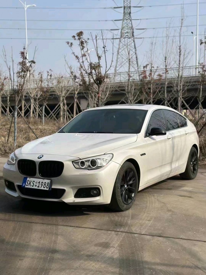 济南16年宝马5系GT3