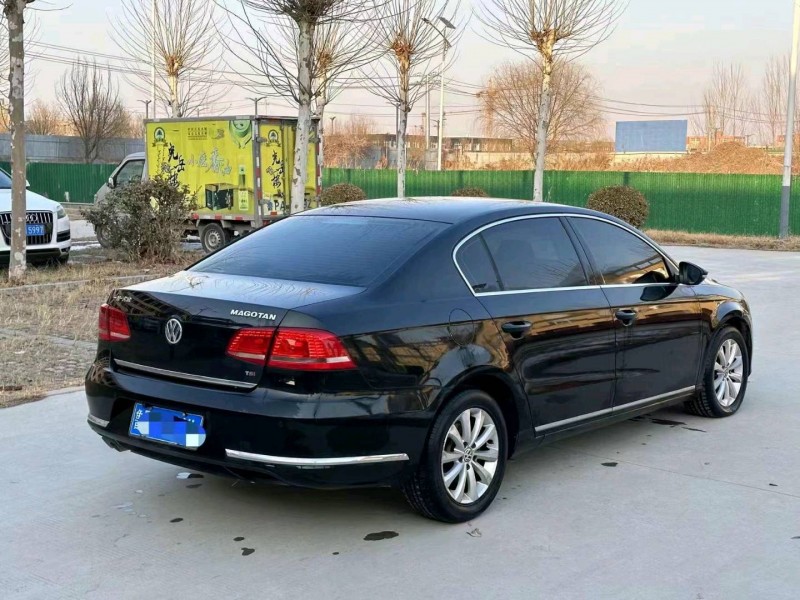东营16年大众迈腾8
