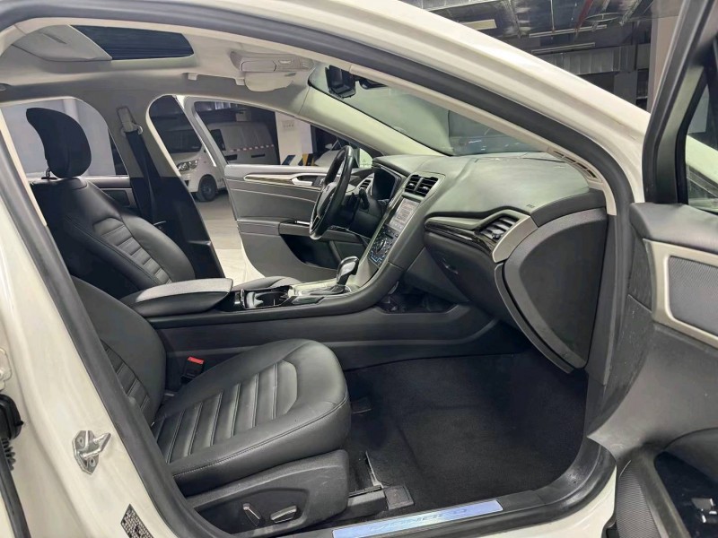 成都16年福特蒙迪欧7