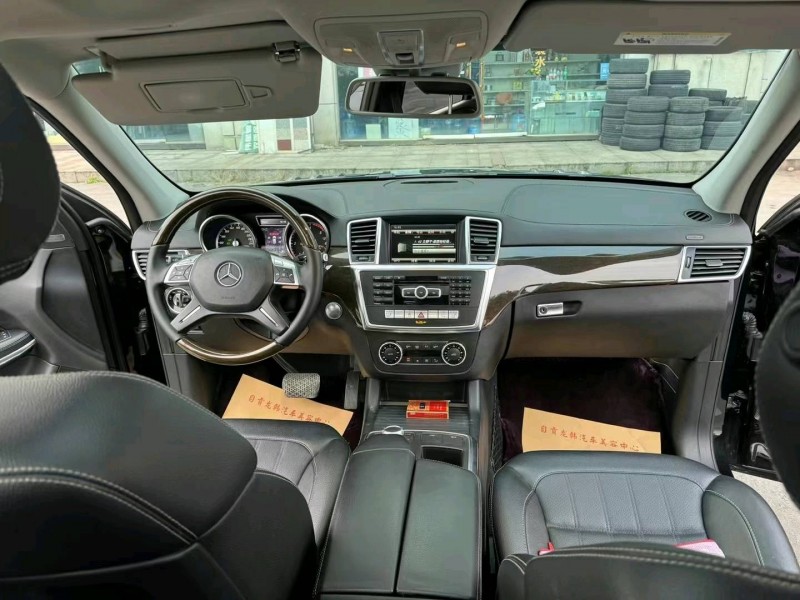 成都15年奔驰GL7