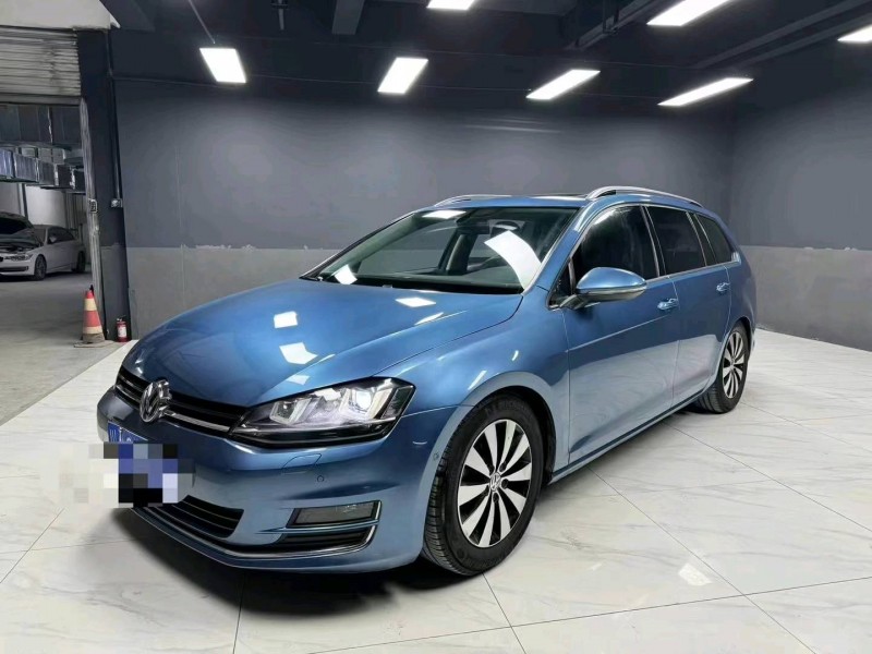 成都15年大众高尔夫2