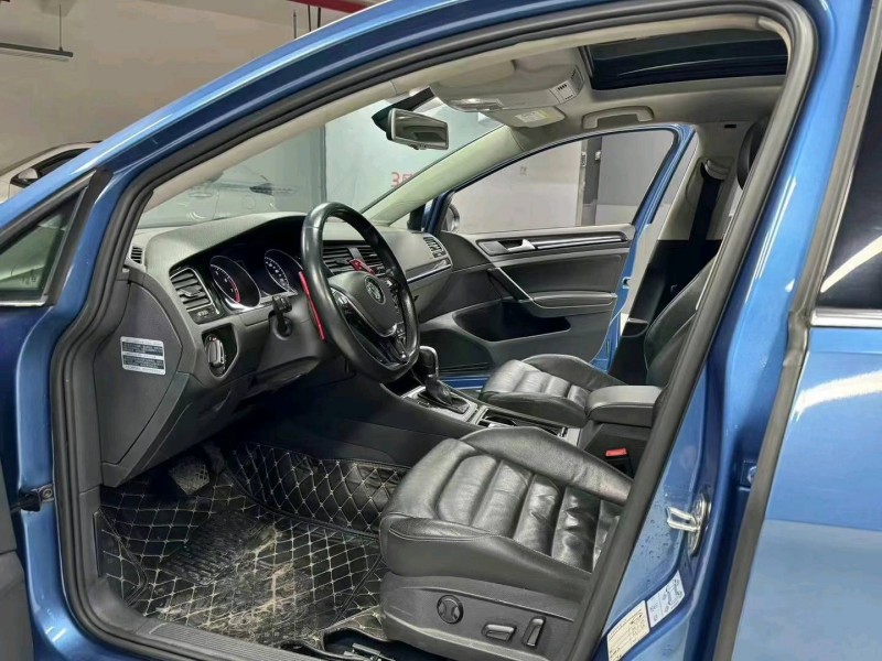 成都15年大众高尔夫4