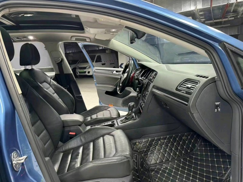 成都15年大众高尔夫6