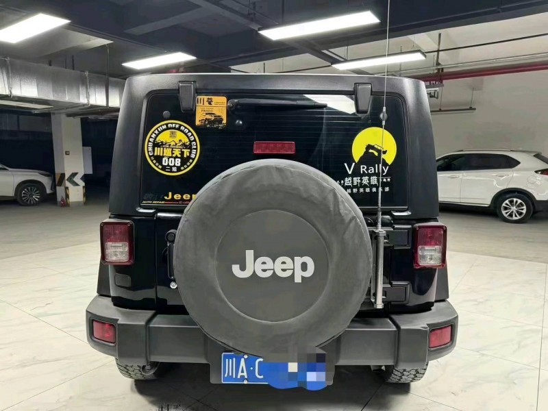 成都16年Jeep牧马人8
