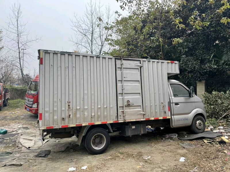 成都21年长安汽车跨越王4