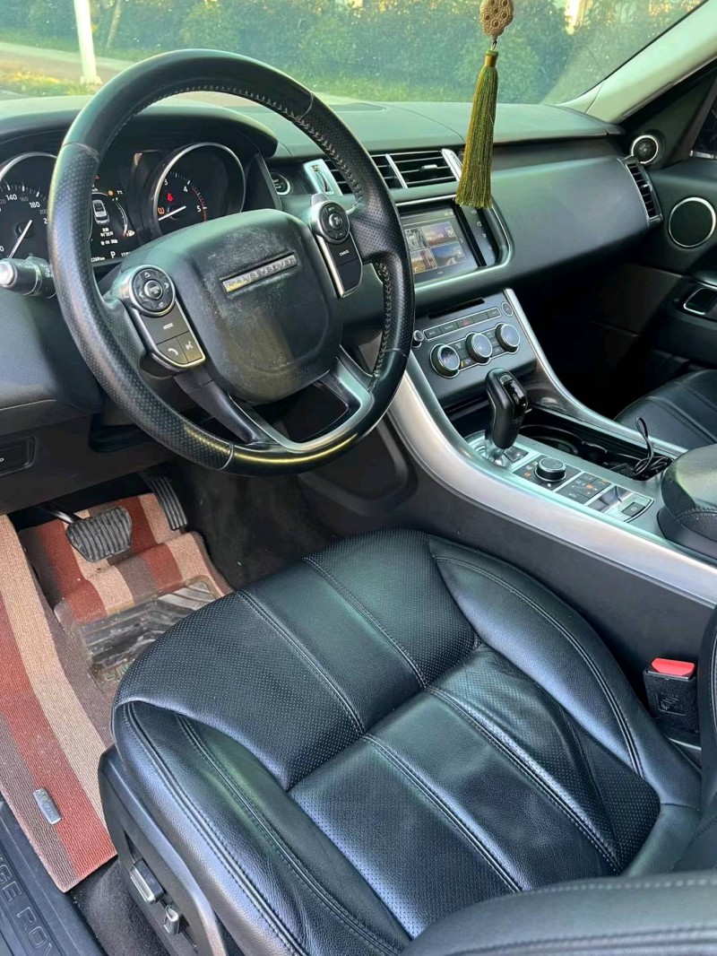 宿迁17年路虎揽胜运动4