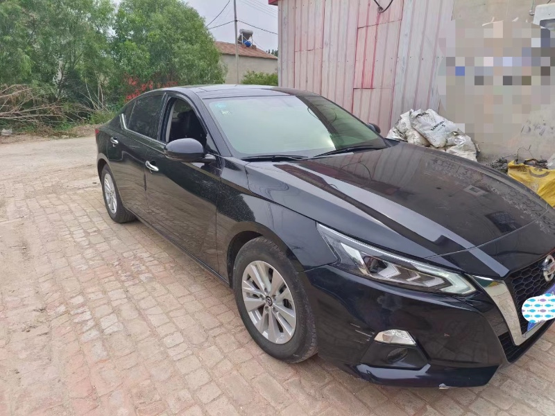 邯郸19年日产天籁3