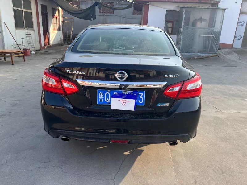 临沂19年日产天籁4
