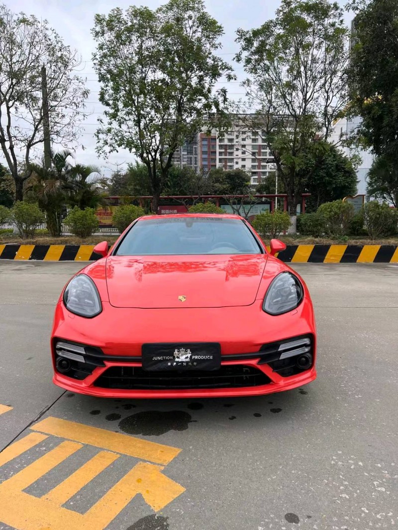 汕头16年保时捷帕拉梅拉1