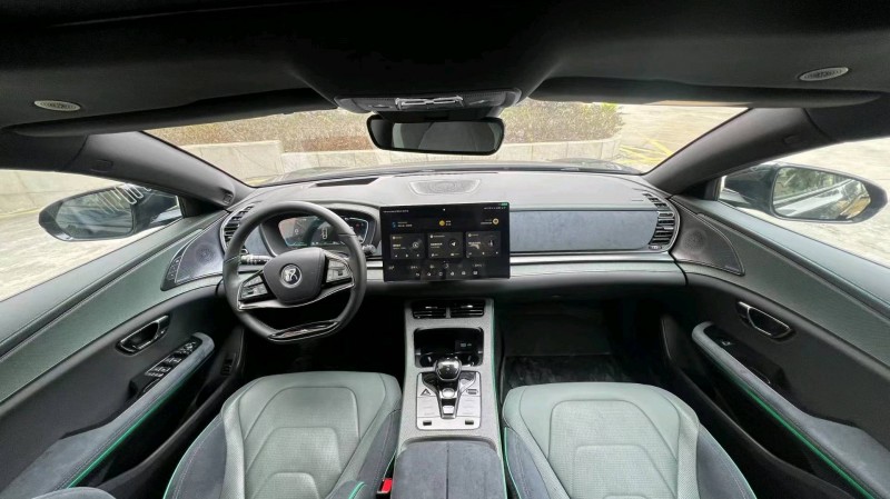 珠海23年比亚迪汉4