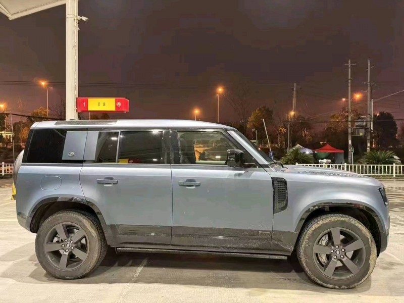 珠海21年路虎卫士5