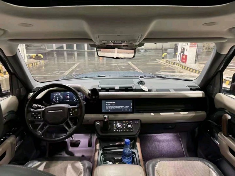 珠海21年路虎卫士6