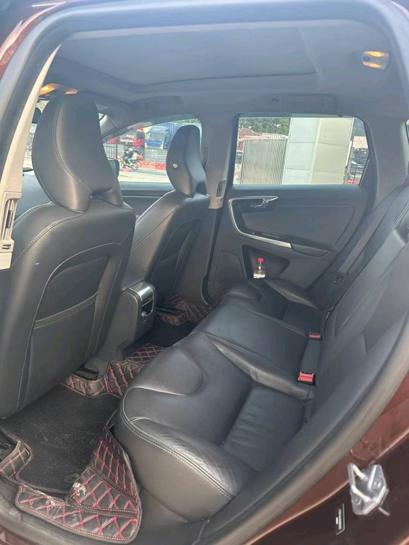 广州16年沃尔沃XC608