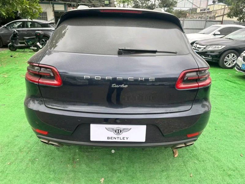珠海17年保时捷Macan7