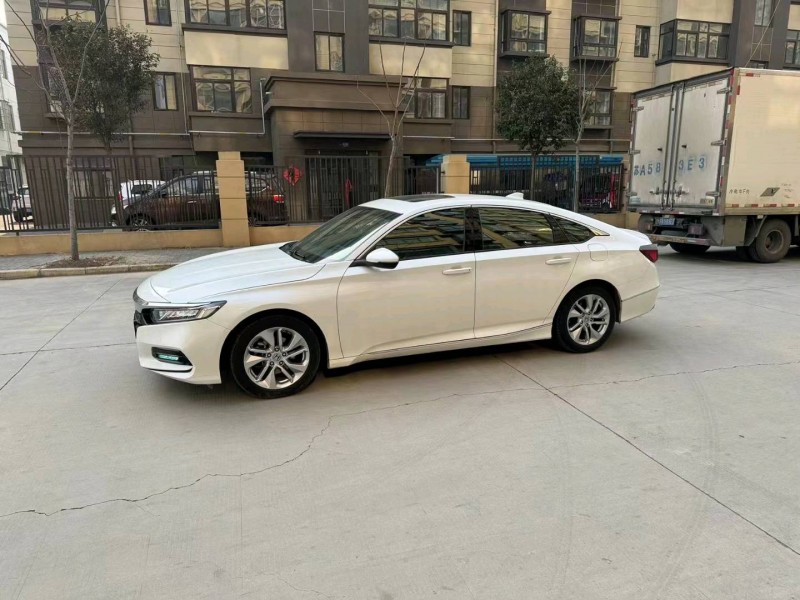 徐州20年本田雅阁3