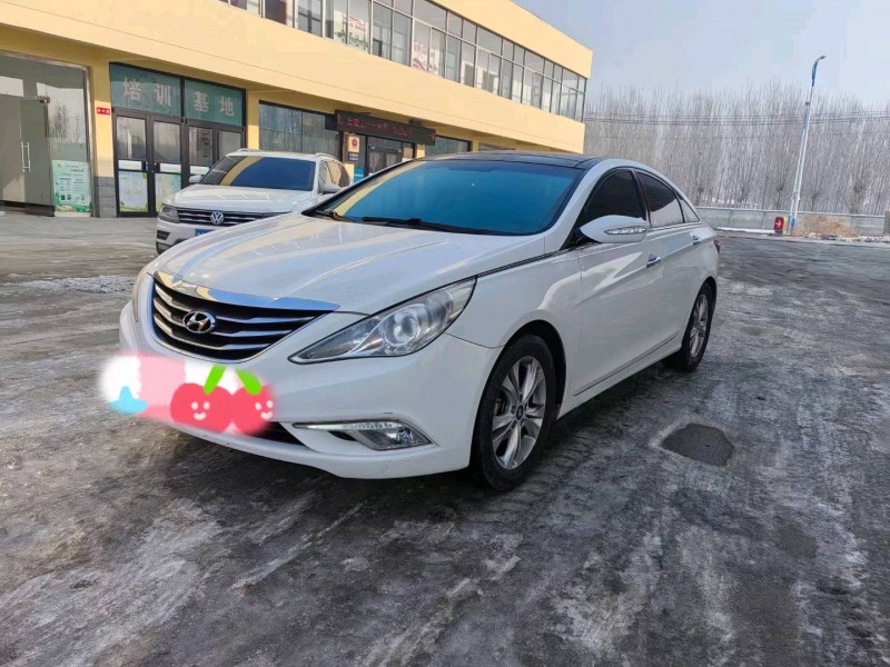 枣庄14年现代索纳塔八3