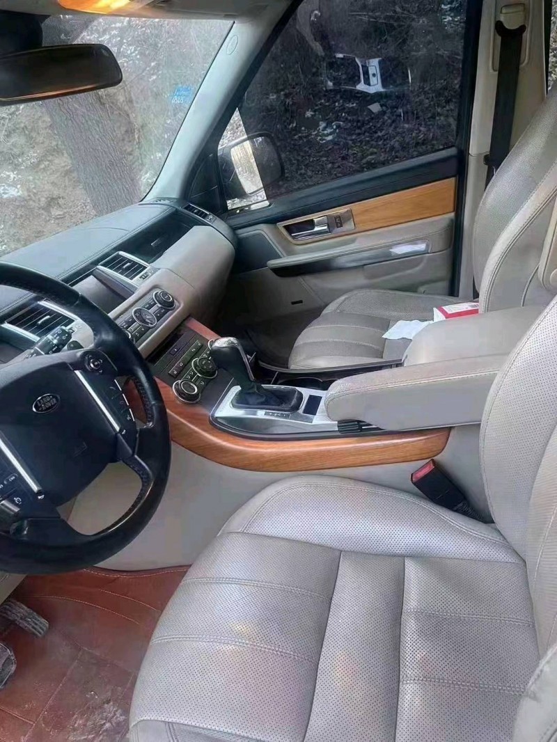 东营12年路虎揽胜运动5