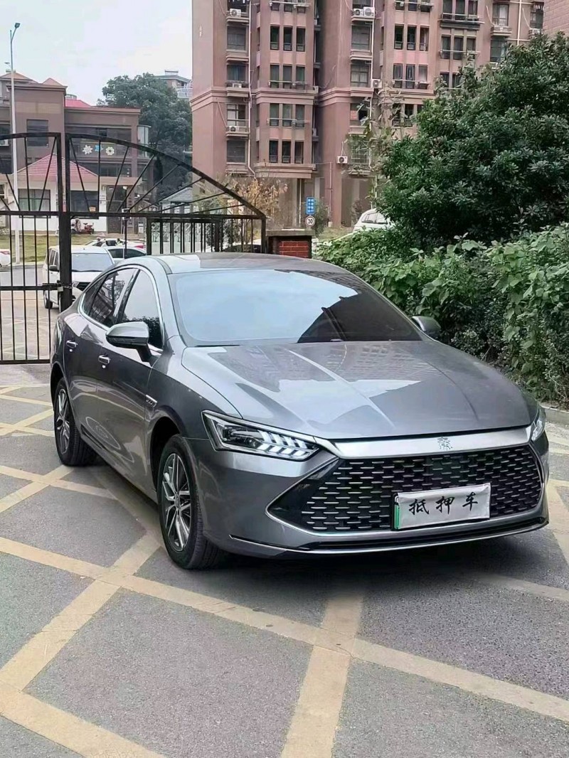 徐州23年比亚迪秦2