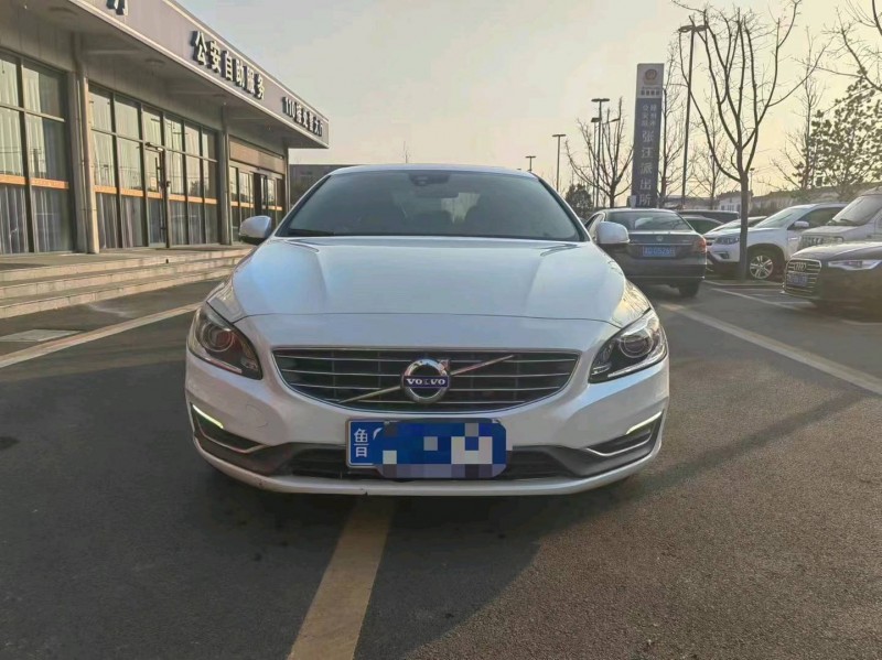 枣庄16年沃尔沃S60L1